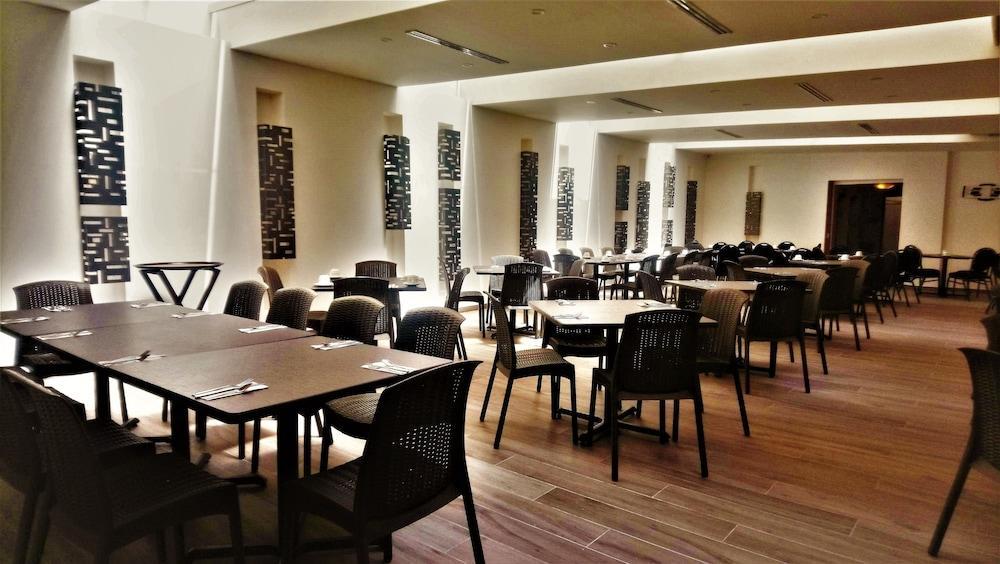 Hotel Ritz Ciudad De 4*